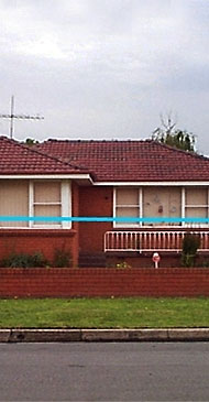 In the August 1998 flood, this house in Anama Street was flooded to a depth of about 1.5m over the floor. Council instituted a voluntary purchase scheme to buy and demolish houses in this street.